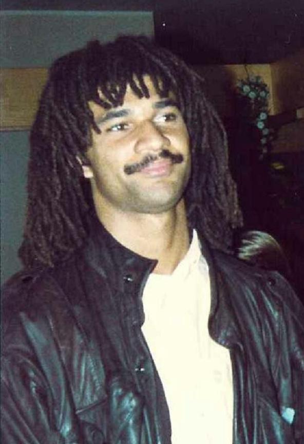 gullit11.jpg